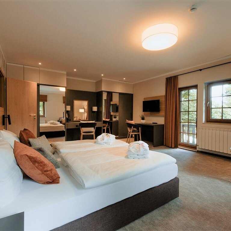 Deluxe Suite